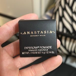 Anastasia Berverly Hills